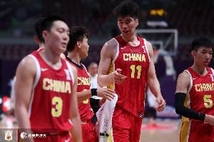 媒体人：下场考验我们外线防守侵略性 无论如何都得掐死韩国外线