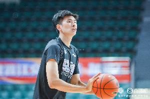 杨曦皓：邹阳和王岚嵚的成功是必然的 他们对自身要求极高