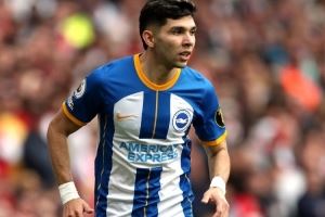 队报：因今年6月接受的膝盖手术，恩西索转会斯特拉斯堡告吹