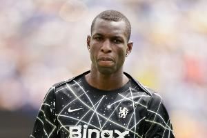 德天空：杰克逊仍留在慕尼黑，拜仁高层继续谈判&交易并未告吹