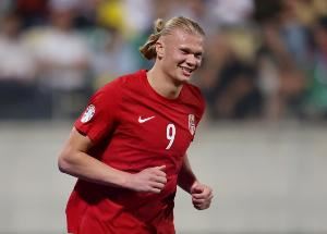 友谊赛点射建功！哈兰德为挪威42次首发轰43球，近13场已打进16球