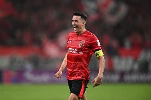 津媒：先后出战的海港、蓉城和申花，在亚冠有了更强的投入度