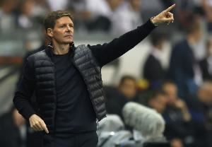 大将缺阵，水晶宫主帅：格伊脚部受伤，过去几天都拄着拐杖